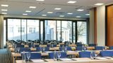 <b>IntercityHotel Hamburg Hauptbahnhof Meeting</b>. Images powered by <a href="https://iceportal.shijigroup.com/" title="IcePortal" target="_blank">IcePortal</a>.