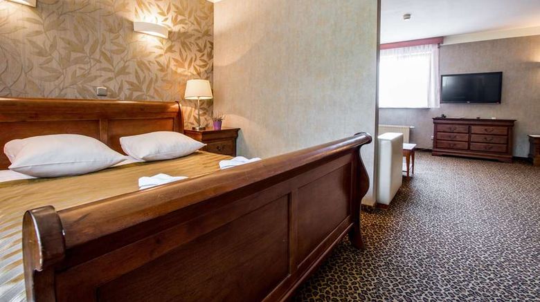 <b>Hotel Diament Vacanza Room</b>. Images powered by <a href="https://iceportal.shijigroup.com/" title="IcePortal" target="_blank">IcePortal</a>.