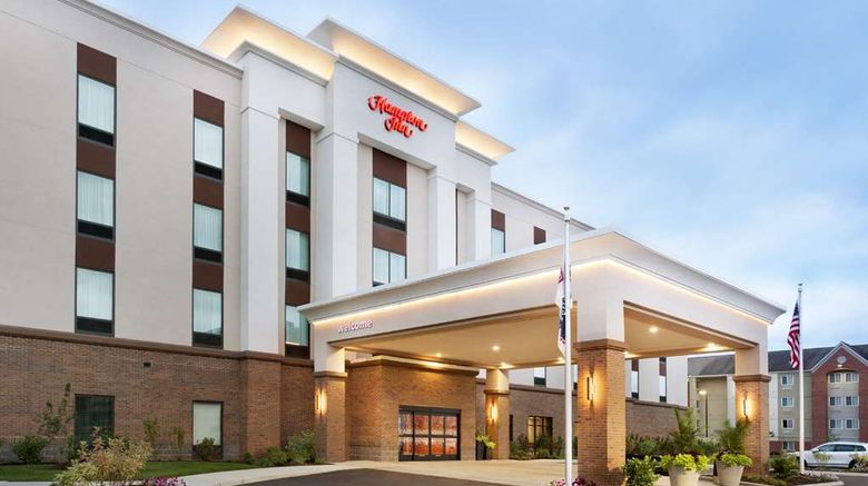 <b>Hampton Inn North Olmsted Cleveland Arpt Exterior</b>. Images powered by <a href="https://iceportal.shijigroup.com/" title="IcePortal" target="_blank">IcePortal</a>.