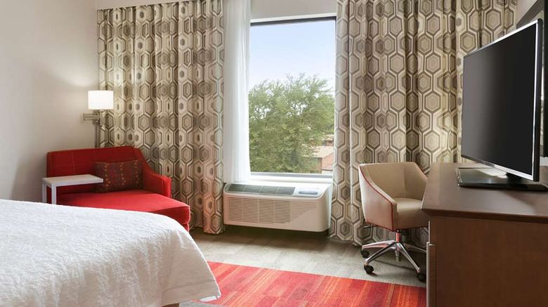 <b>Hampton Inn North Olmsted Cleveland Arpt Room</b>. Images powered by <a href="https://iceportal.shijigroup.com/" title="IcePortal" target="_blank">IcePortal</a>.