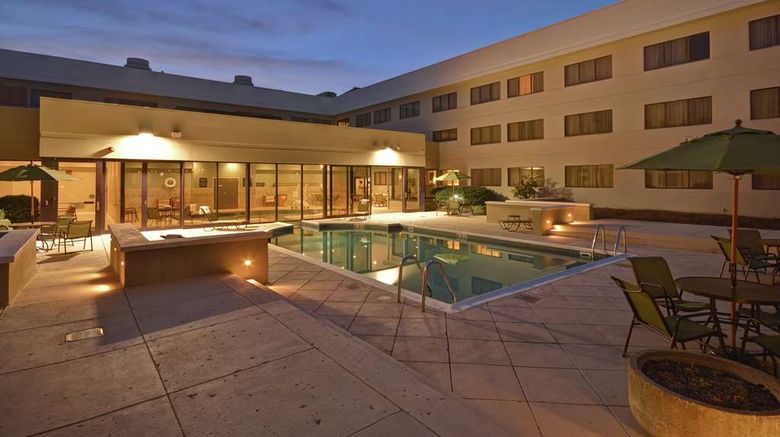 <b>Homewood Suites by Hilton Carmel Pool</b>. Images powered by <a href="https://iceportal.shijigroup.com/" title="IcePortal" target="_blank">IcePortal</a>.