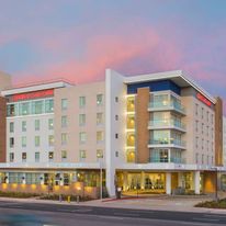 Hampton Inn & Suites LAX El Segundo