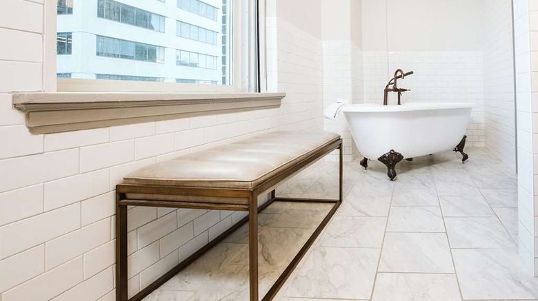 <b>Hotel Phillips-Curio Collection Hilton Room</b>. Images powered by <a href="https://iceportal.shijigroup.com/" title="IcePortal" target="_blank">IcePortal</a>.