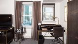 <b>Hotel Phillips-Curio Collection Hilton Room</b>. Images powered by <a href="https://iceportal.shijigroup.com/" title="IcePortal" target="_blank">IcePortal</a>.