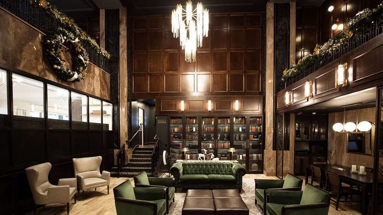 <b>Hotel Phillips-Curio Collection Hilton Lobby</b>. Images powered by <a href="https://iceportal.shijigroup.com/" title="IcePortal" target="_blank">IcePortal</a>.