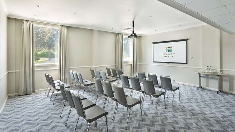 <b>Hyatt Place London Heathrow Airport Meeting</b>. Images powered by <a href="https://iceportal.shijigroup.com/" title="IcePortal" target="_blank">IcePortal</a>.
