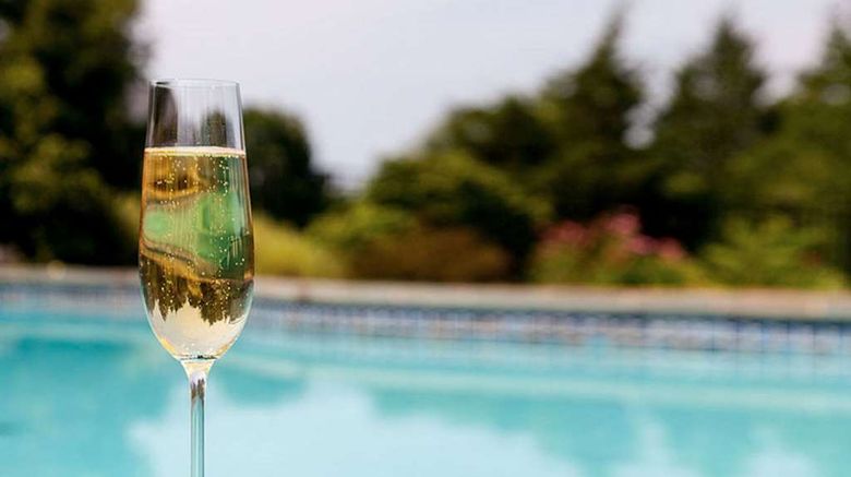 <b>Agriturismo La Malaspina Pool</b>. Images powered by <a href="https://iceportal.shijigroup.com/" title="IcePortal" target="_blank">IcePortal</a>.