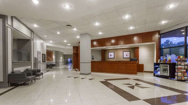 <b>Wyndham Southbury Lobby</b>. Images powered by <a href="https://iceportal.shijigroup.com/" title="IcePortal" target="_blank">IcePortal</a>.
