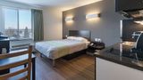 Studio 6 Bruderheim AB Room