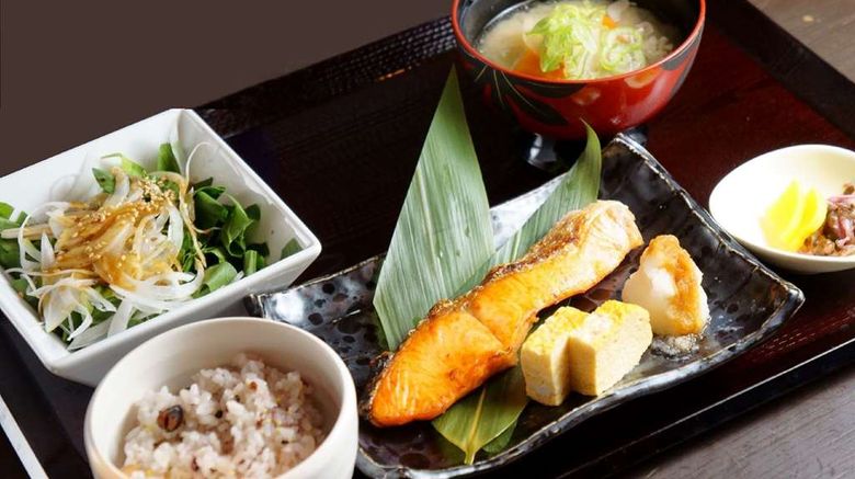 <b>Ginza Grand Hotel Restaurant</b>. Images powered by <a href="https://iceportal.shijigroup.com/" title="IcePortal" target="_blank">IcePortal</a>.