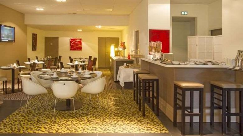 <b>Privilege Appart-Hotel Saint Exupery Restaurant</b>. Images powered by <a href="https://iceportal.shijigroup.com/" title="IcePortal" target="_blank">IcePortal</a>.