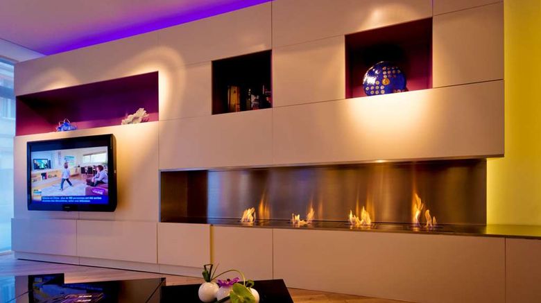 <b>Privilege Appart-Hotel Clement Ader Meeting</b>. Images powered by <a href="https://iceportal.shijigroup.com/" title="IcePortal" target="_blank">IcePortal</a>.
