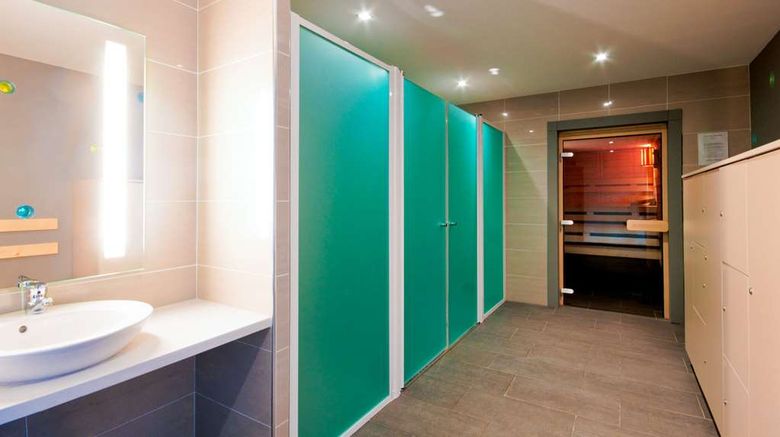 <b>Privilege Appart-Hotel Clement Ader Spa</b>. Images powered by <a href="https://iceportal.shijigroup.com/" title="IcePortal" target="_blank">IcePortal</a>.