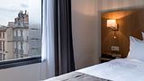 Hotel Le Pere Leon Room
