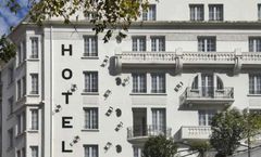 College Hotel