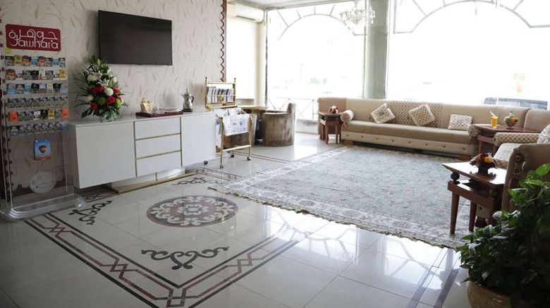 <b>Al Jawhara Metro Hotel Lobby</b>. Images powered by <a href="https://iceportal.shijigroup.com/" title="IcePortal" target="_blank">IcePortal</a>.