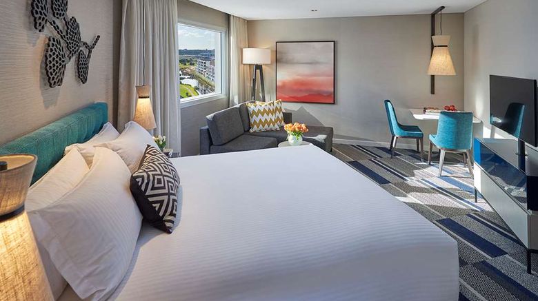 <b>Crown Promenade Perth Room</b>. Images powered by <a href="https://iceportal.shijigroup.com/" title="IcePortal" target="_blank">IcePortal</a>.