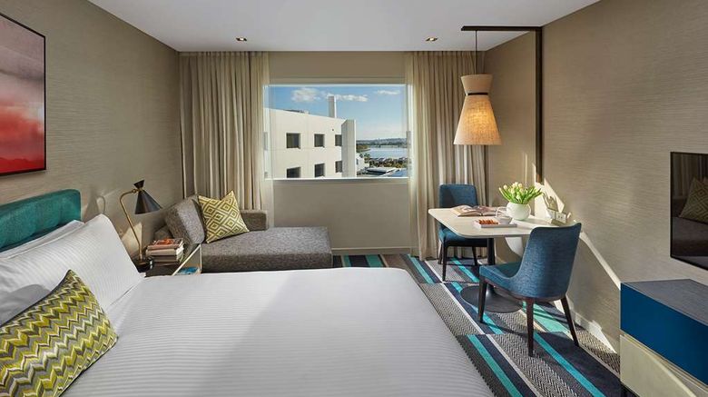 <b>Crown Promenade Perth Room</b>. Images powered by <a href="https://iceportal.shijigroup.com/" title="IcePortal" target="_blank">IcePortal</a>.