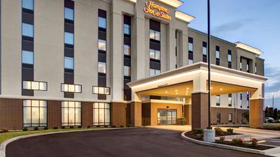 Hampton Inn & Suites Syracuse North Arpt