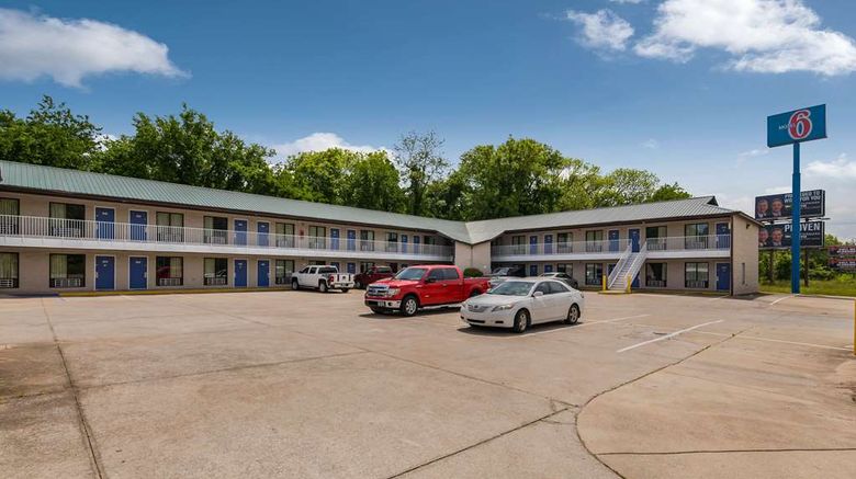 Motel 6 Attalla Exterior. Images powered by <a href="https://iceportal.shijigroup.com" target="_blank" rel="noopener">Ice Portal</a>.