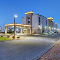 Hampton Inn & Suites Boston/Stoughton