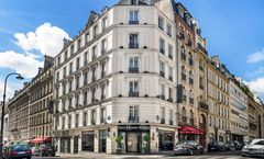 Louis Vuitton - Hotel Chambiges Elysées Paris ****