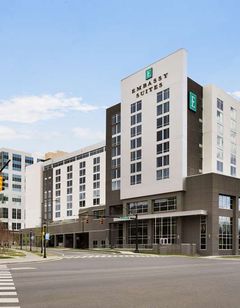 Embassy Suites by Hilton Uptown