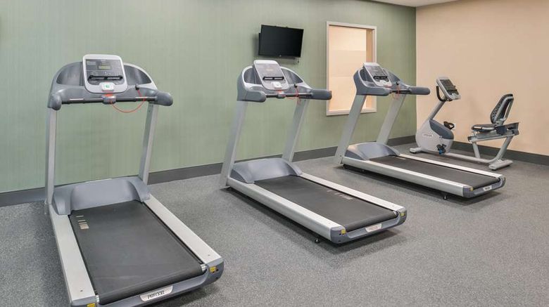 <b>Hampton Inn & Suites Altoona/Des Moines Health</b>. Images powered by <a href="https://iceportal.shijigroup.com/" title="IcePortal" target="_blank">IcePortal</a>.