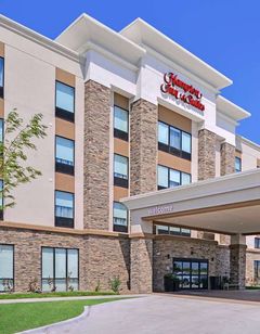 Hampton Inn & Suites Altoona/Des Moines