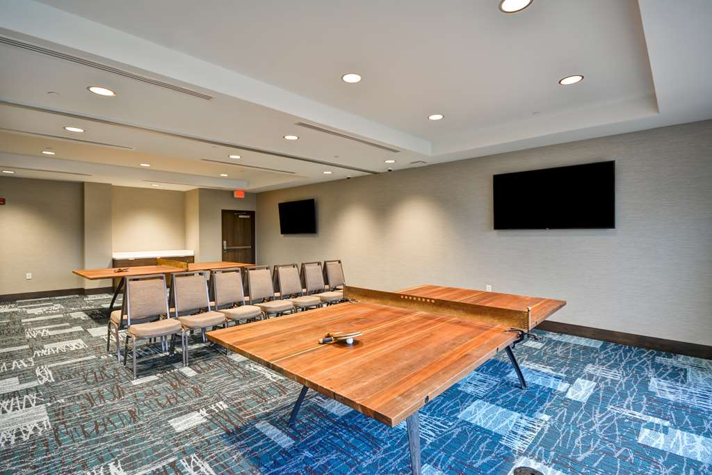 home 2 suites hilton pigeon forge tn