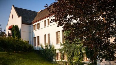 La Tourelle Hotel, Bistro, & Spa