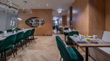 <b>9Hotel Paquis Restaurant</b>. Images powered by <a href="https://iceportal.shijigroup.com/" title="IcePortal" target="_blank">IcePortal</a>.