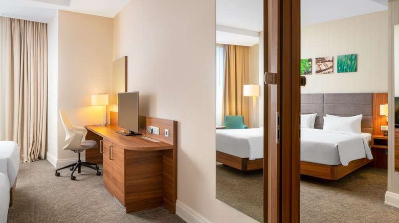<b>Hilton Garden Inn Bucharest Old Town Room</b>. Images powered by <a href="https://iceportal.shijigroup.com/" title="IcePortal" target="_blank">IcePortal</a>.