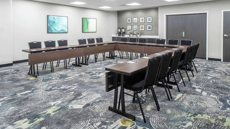<b>Homewood Suites Lansing/Eastwood Meeting</b>. Images powered by <a href="https://iceportal.shijigroup.com/" title="IcePortal" target="_blank">IcePortal</a>.