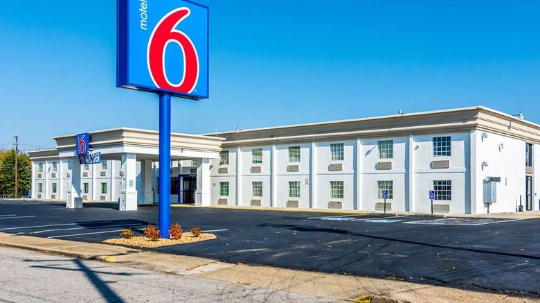 Motel 6 Fort Lee Petersburg- Tourist Class Petersburg, VA Hotels- GDS  Reservation Codes: Travel Weekly