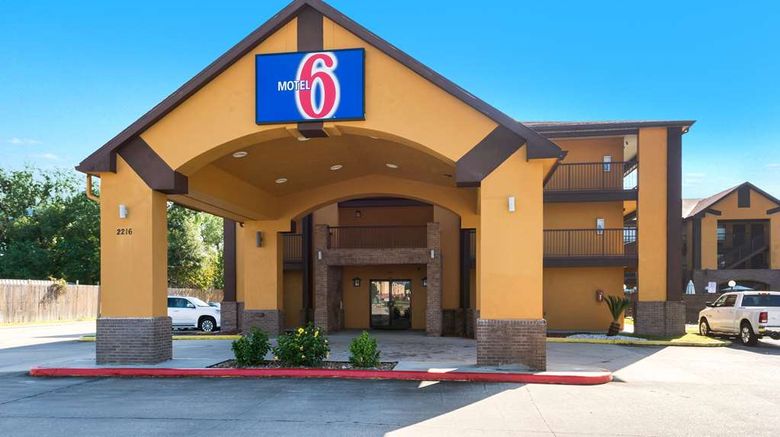 Motel 6 Lafayette Exterior. Images powered by <a href="https://iceportal.shijigroup.com" target="_blank" rel="noopener">Ice Portal</a>.