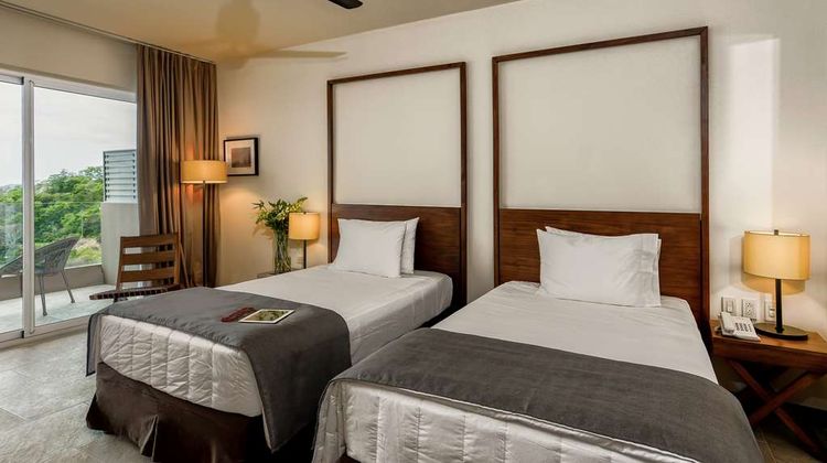 Wyndham Tamarindo Room