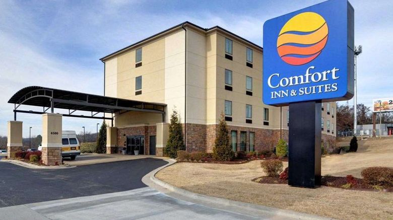 Comfort Inn  and  Suites Exterior. Images powered by <a href="https://iceportal.shijigroup.com" target="_blank" rel="noopener">Ice Portal</a>.