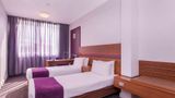 <b>Quality Hotel Ambassador Perth Room</b>. Images powered by <a href="https://iceportal.shijigroup.com/" title="IcePortal" target="_blank">IcePortal</a>.
