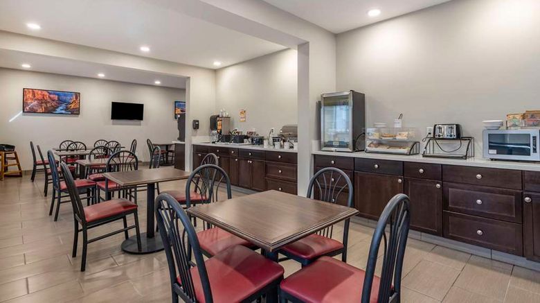 <b>Clarion Inn Kingman I-40 Route 66 Restaurant</b>. Images powered by <a href="https://iceportal.shijigroup.com/" title="IcePortal" target="_blank">IcePortal</a>.