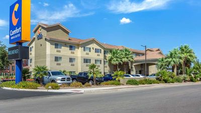 Comfort Inn & Suites