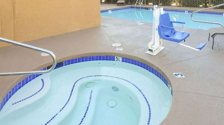 <b>Comfort Inn & Suites Tucson Pool</b>. Images powered by <a href="https://iceportal.shijigroup.com/" title="IcePortal" target="_blank">IcePortal</a>.