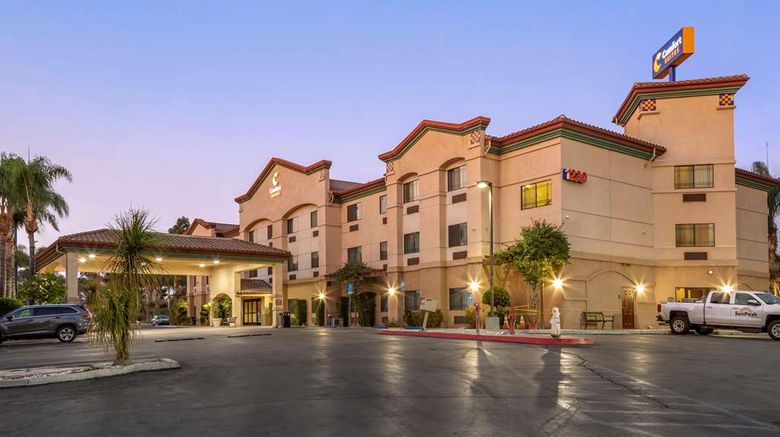 <b>Comfort Suites Redlands Exterior</b>. Images powered by <a href="https://iceportal.shijigroup.com/" title="IcePortal" target="_blank">IcePortal</a>.