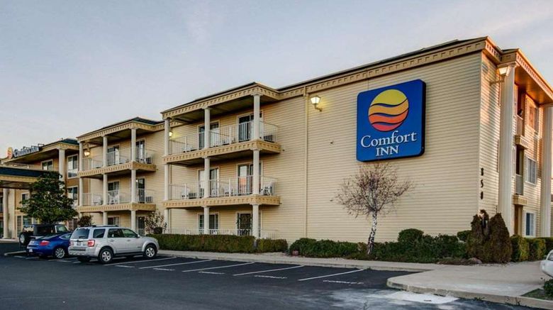 <b>Comfort Inn-Redding Exterior</b>. Images powered by <a href="https://iceportal.shijigroup.com/" title="IcePortal" target="_blank">IcePortal</a>.