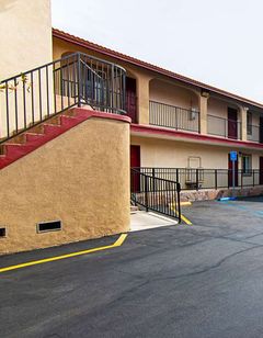 Econo Lodge Long Beach