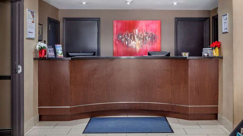 <b>Econo Lodge Inn & Suites Lobby</b>. Images powered by <a href="https://iceportal.shijigroup.com/" title="IcePortal" target="_blank">IcePortal</a>.