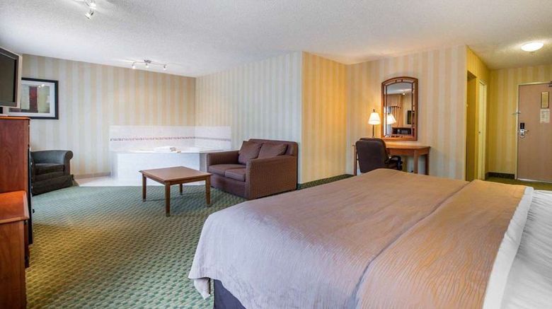 <b>Quality Inn Colorado Springs Airport Suite</b>. Images powered by <a href="https://iceportal.shijigroup.com/" title="IcePortal" target="_blank">IcePortal</a>.