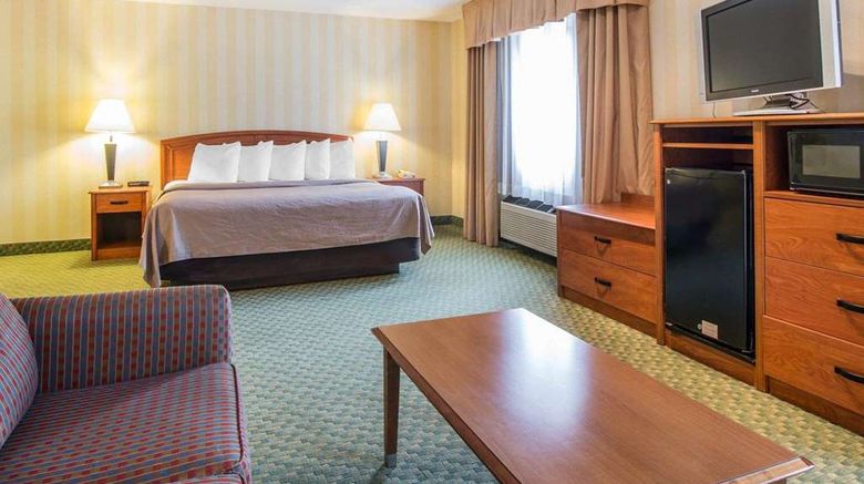 <b>Quality Inn Colorado Springs Airport Suite</b>. Images powered by <a href="https://iceportal.shijigroup.com/" title="IcePortal" target="_blank">IcePortal</a>.