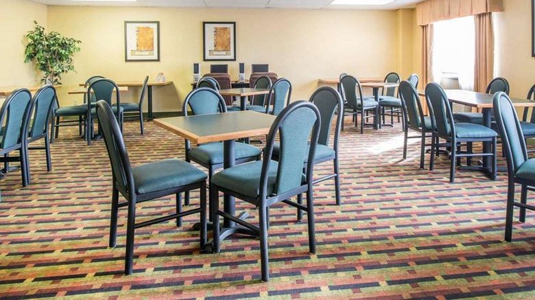 <b>Quality Inn Colorado Springs Airport Restaurant</b>. Images powered by <a href="https://iceportal.shijigroup.com/" title="IcePortal" target="_blank">IcePortal</a>.