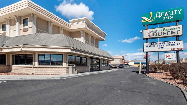 <b>Quality Inn Exterior</b>. Images powered by <a href="https://iceportal.shijigroup.com/" title="IcePortal" target="_blank">IcePortal</a>.